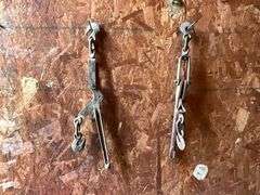 (2) 1/4" chain boomers