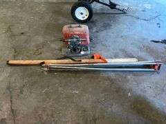 David White Model 8300 transom, tripod and story pole