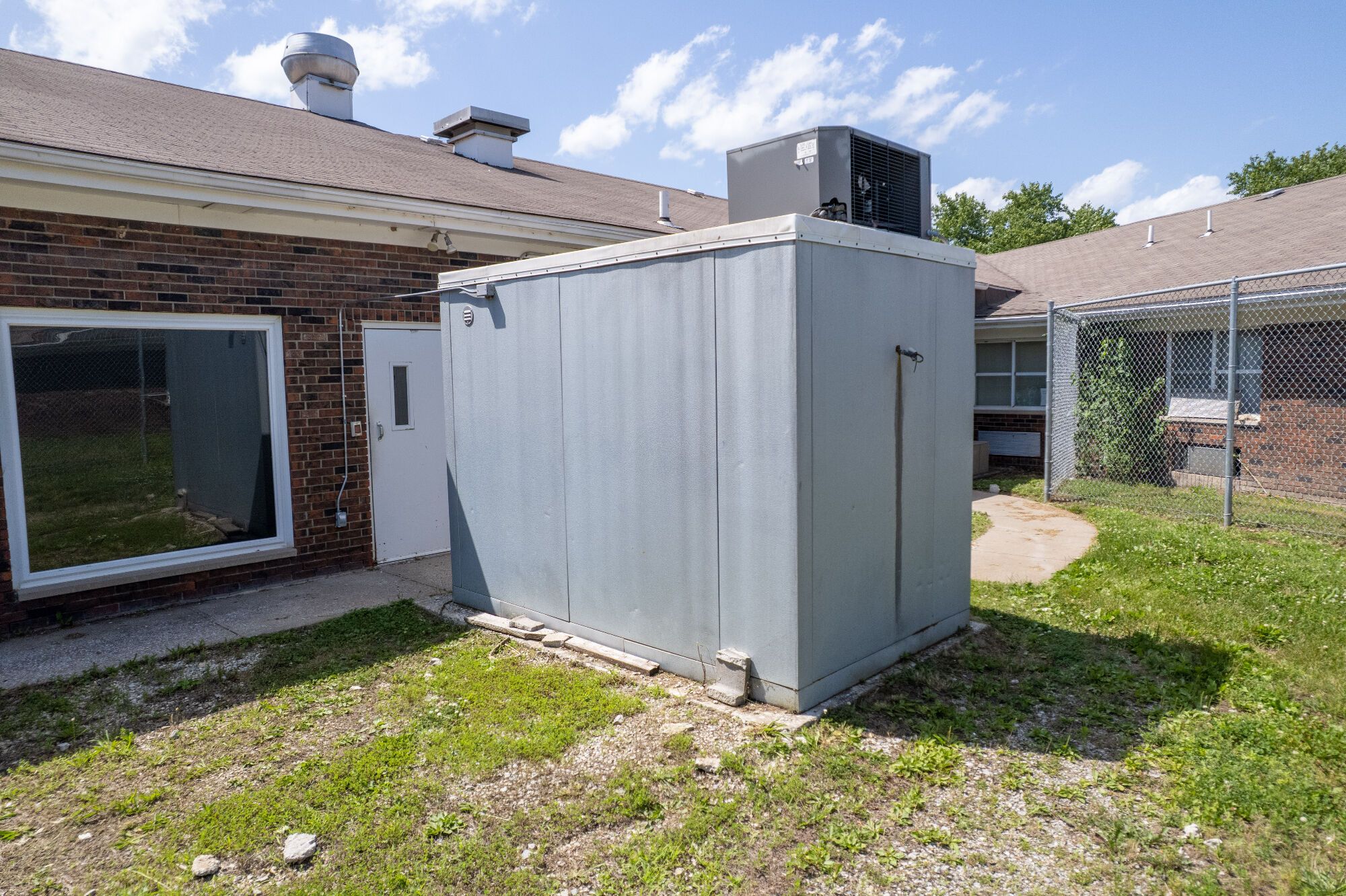 Lot image 96