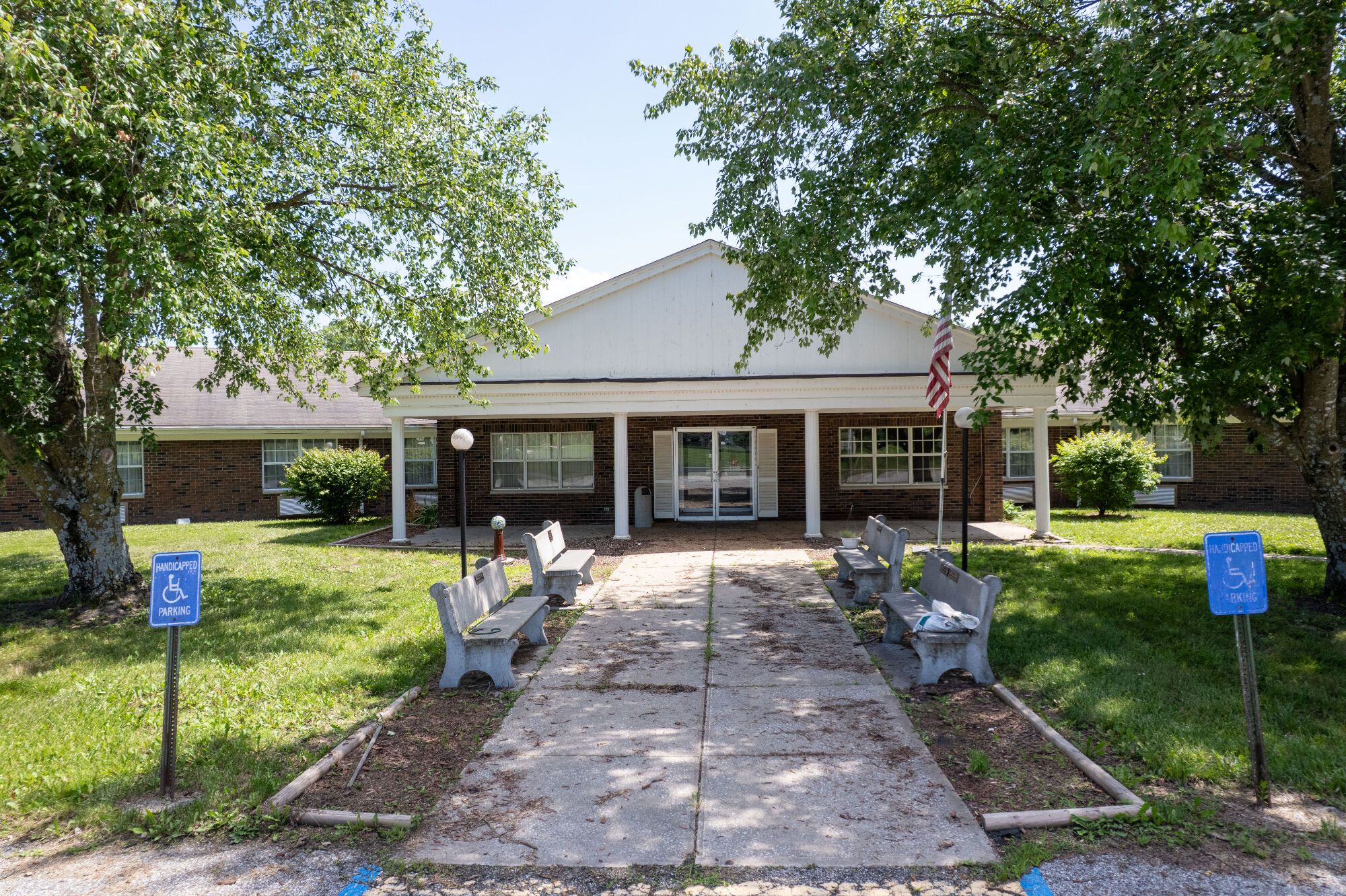 Lot image 80