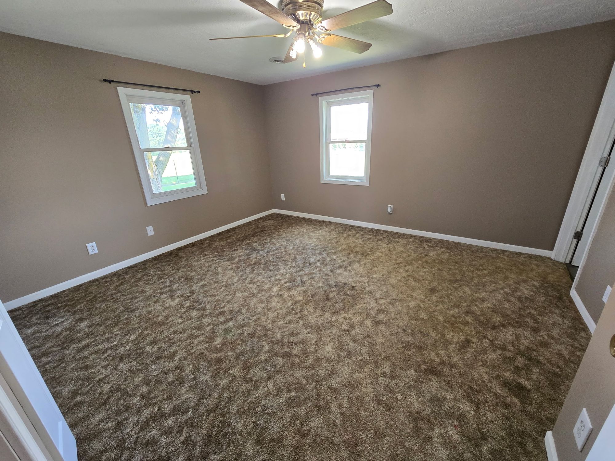 Lot image 10