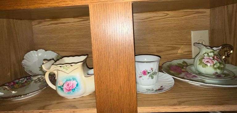 Mixed hand painted china pieces image