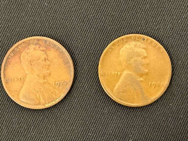 1924-D (good) and 1922-D (very good) wheat pennies image