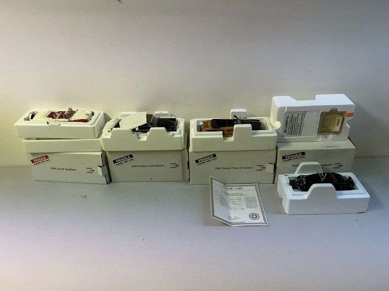 Danbury Mint Die cast cars 1956 Ford Sunliner, 1956 DeSoto Adventurer image