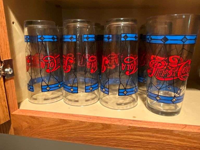 12 Pepsi Cola glasses image