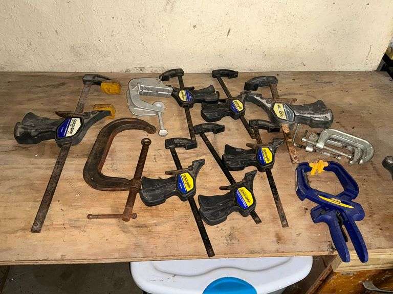 Assortment of clamps, Vise Grip, Kwik Grip image