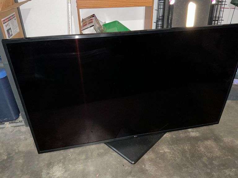 2021 LG 55" TV Model 55UN6955ZUF image