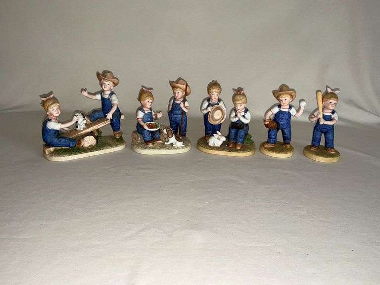 "Denim Days" figurines image