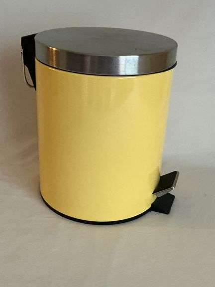 Metal trash can image