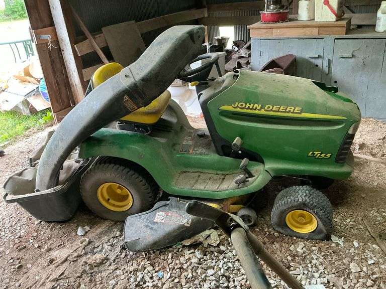 John Deere LT155 36" lawn mower image