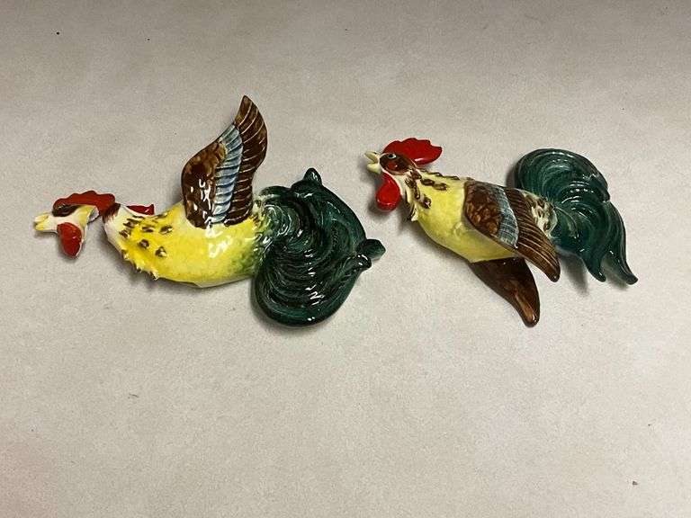 Asugaware pair of rooster wall pockets, one with head broken image