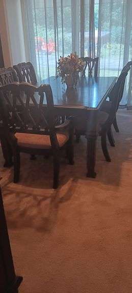 Dining room table and 6 chairs, 2 captains, 4 straights image