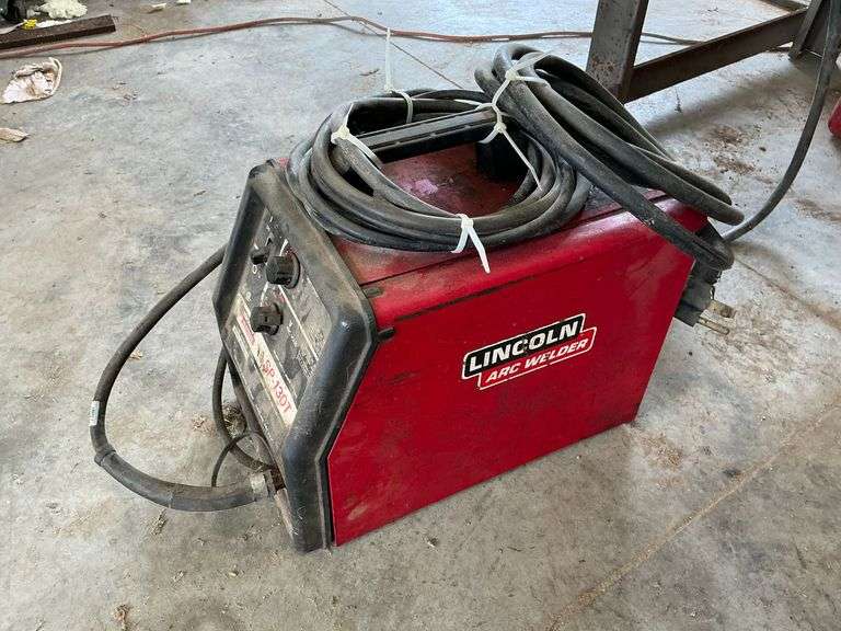 Lincoln Electric SP-130T arc welder image