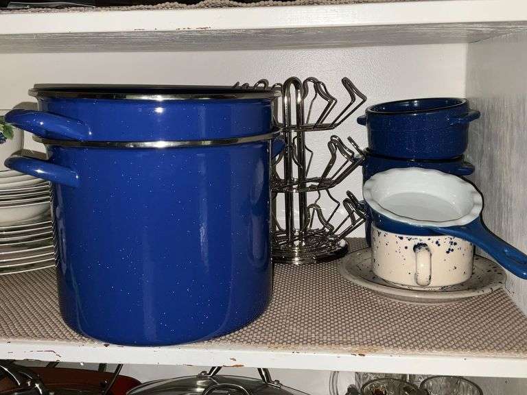 Soup bowls, enamel double boiler (no lid), wire rack, etc. image