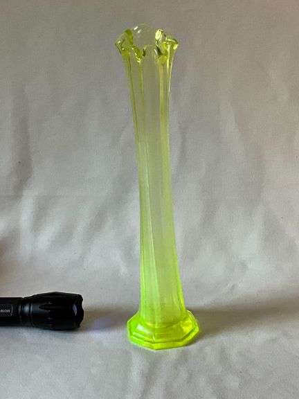 Yellow Vaseline glass stretch vase image
