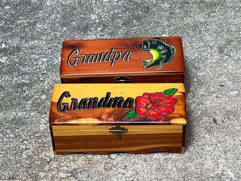 Wooden dresser boxes image