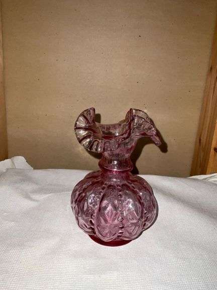 Fushia vase with ruffle edge image