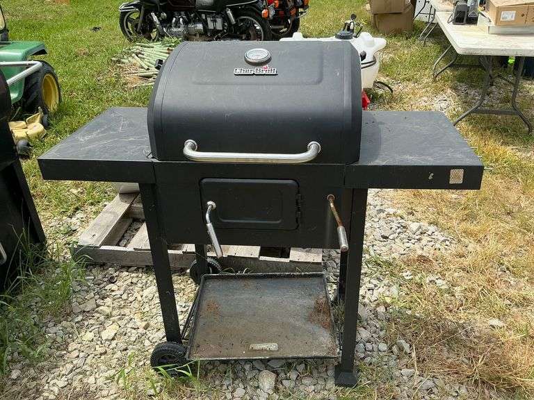 CharBroil charcoal grill with cover image