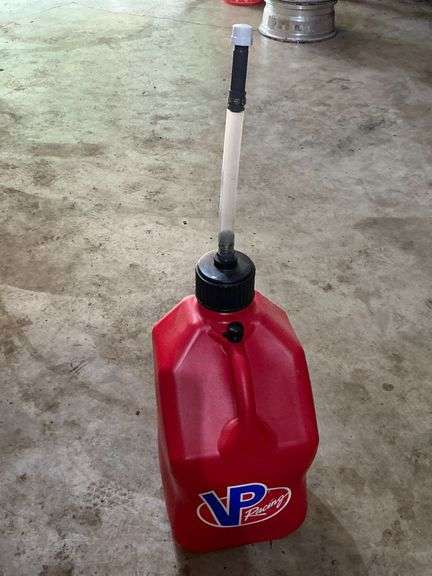 VP Racing 5-gallon fuel jug image