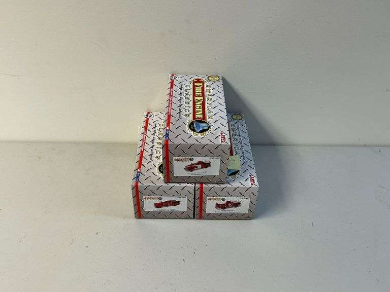Corgi 1/50 scale American Fire Engine Classics image
