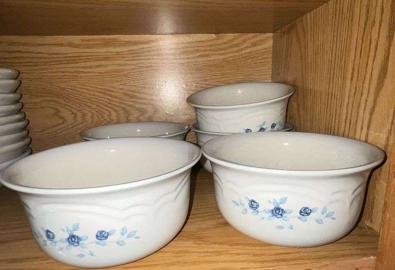 5 Pfaltzgraff Poetry Glossy soup bowls image