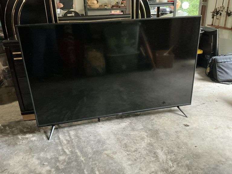 Vizio 65" TV Model V655-G9 smart tv image