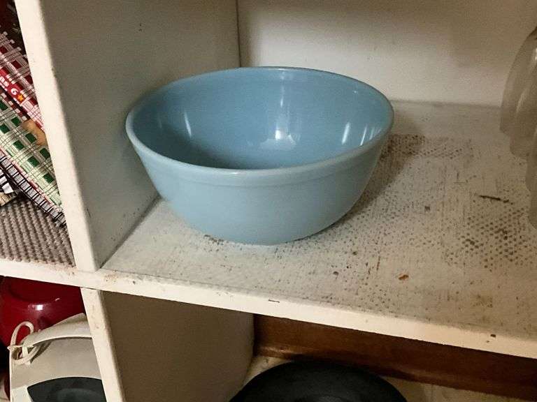 PYREX delphite mixing bowl image