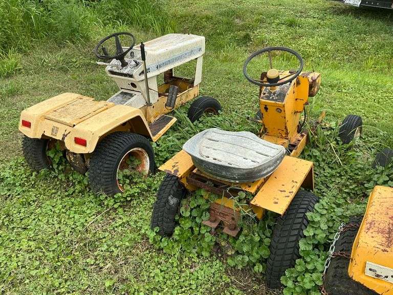 Cub Cadet lawn tractor chassis FOR PARTS ONLY image