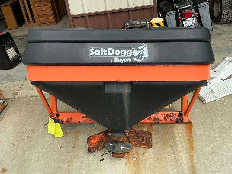 Salt Dogg by Buyers salt spreader & controls- no wiring harness, bumper hitch  mount image