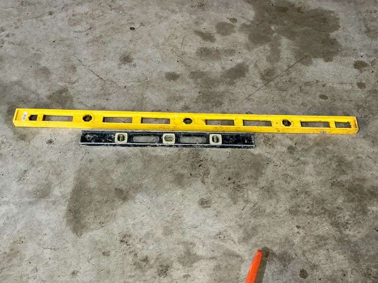 4' Empire plastic level image