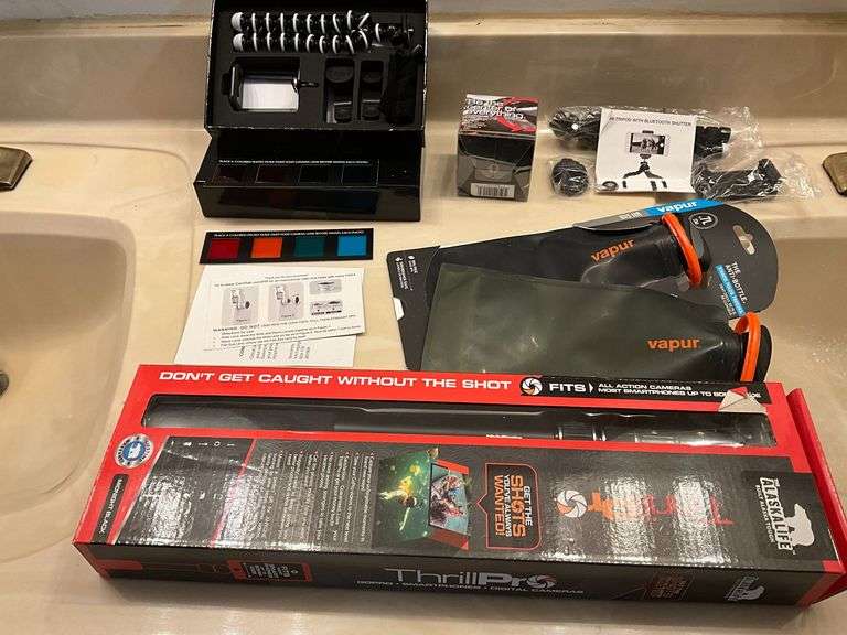 Camera accessories image