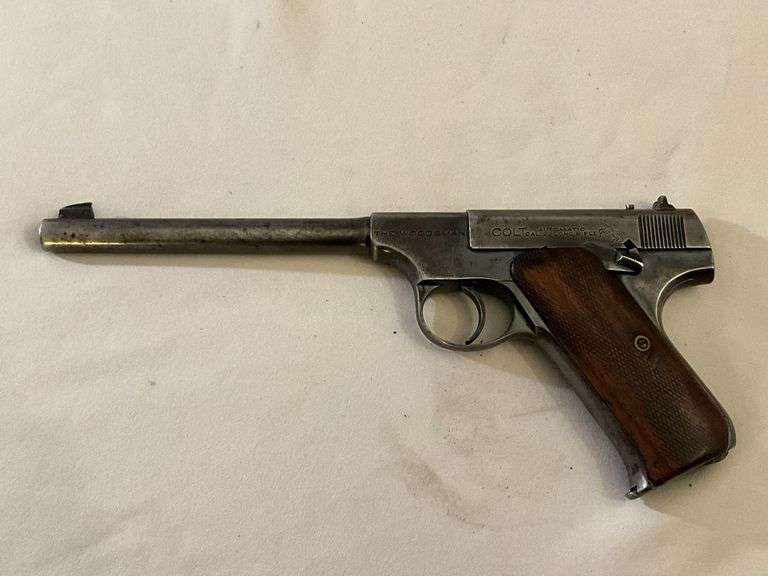 Colt The Woodsman .22 long rifle semi-automatic pistol image