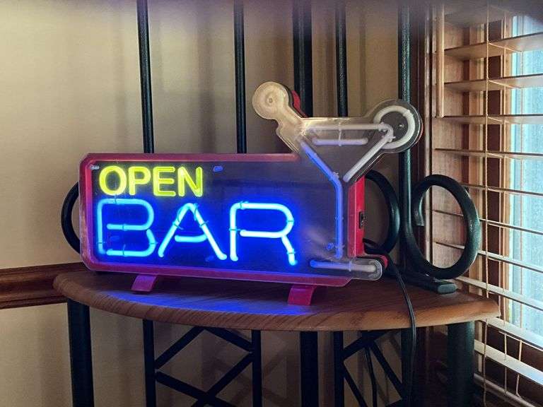 Neon OPEN bar sign, 19" L x 11" T image