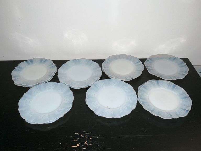 13 American Sweetheart plates, 6 1/2" W image