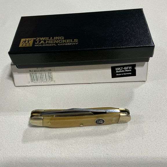 Zwilling J.A. Henckels Germany 3-blade knife in presentation box image