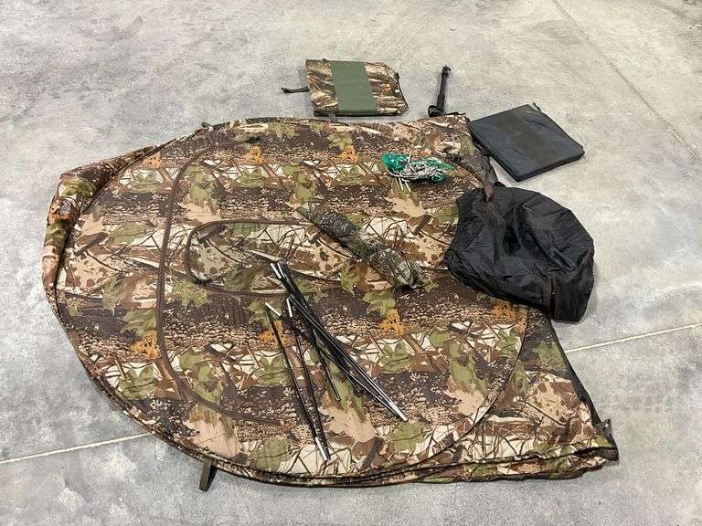 Pop-up blind (patched in a couple spots), Hunter's Specialty shooting stick image