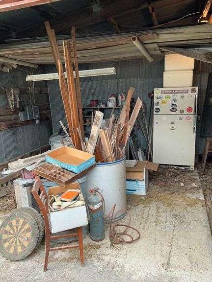 Contents of south half of  building on concrete image