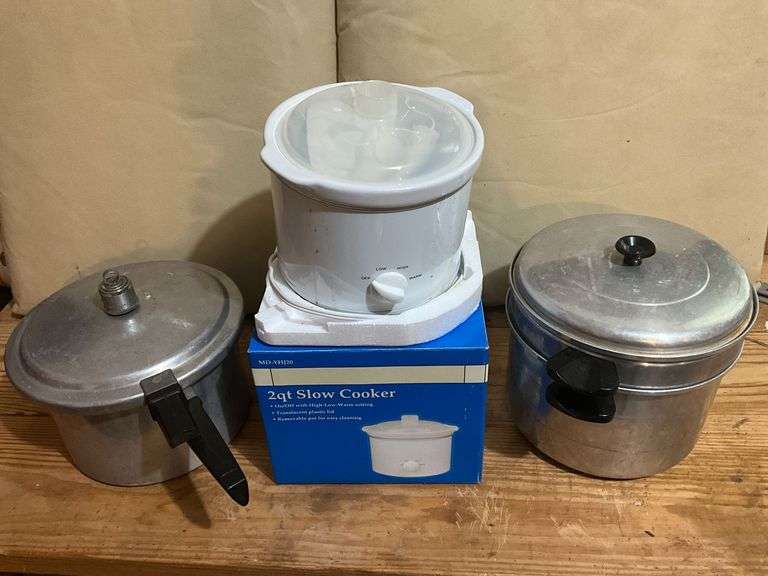2-quart slow cooker, double boiler image