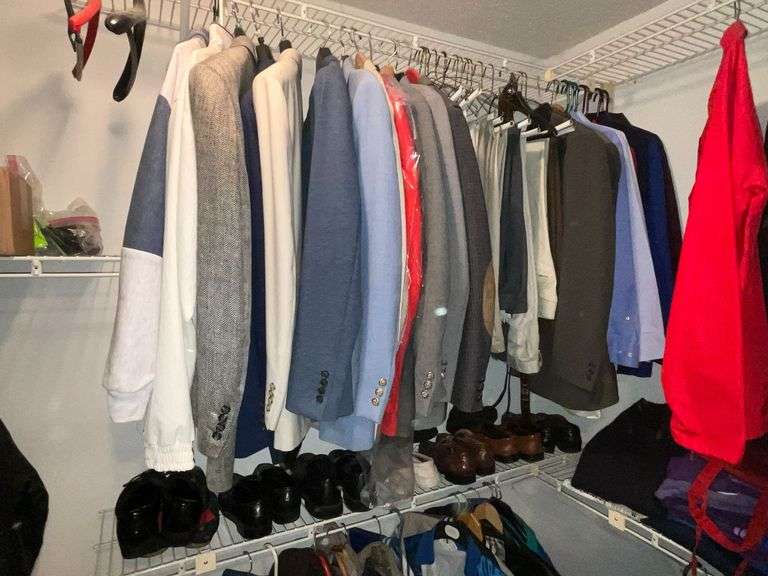 Men's dress clothing and shoes image