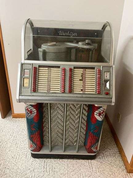 Wurlitzer juke box, needs a new cord, LOCATED IN WALK-OUT BASEMENT image