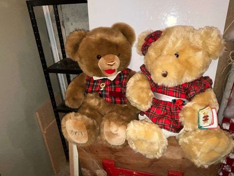 2 JC Penney Holiday Collection teddy bears image