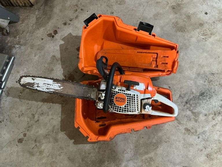 Stihl MS271 chain saw with case image