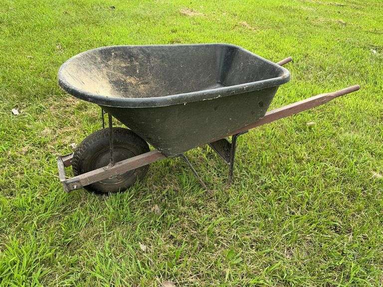 Union Tools contractor wheelbarrow image