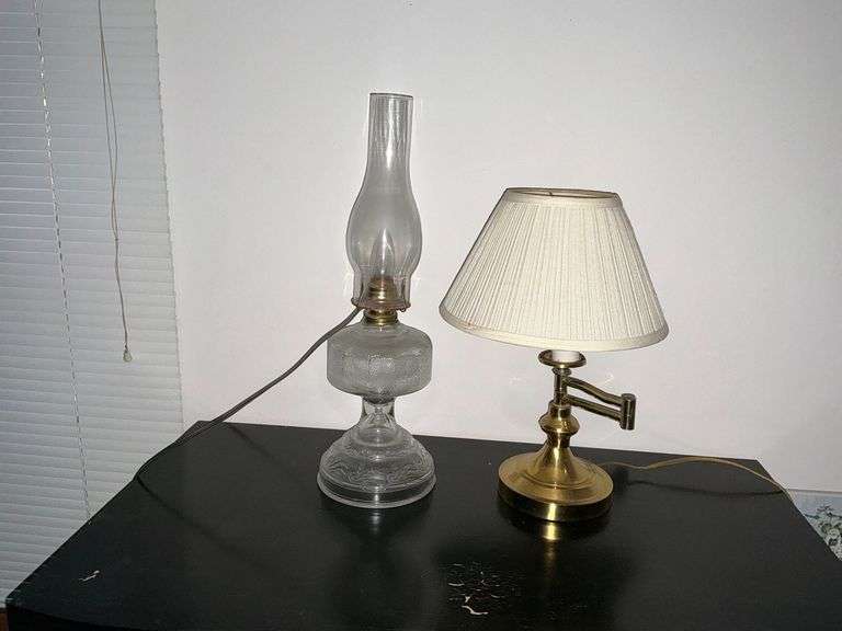 Electrified oil lamp image