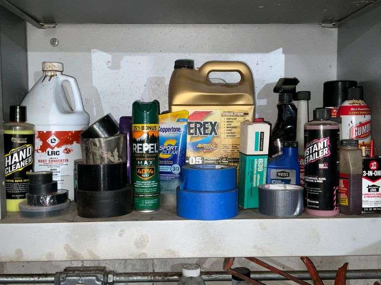 Automotive chemicals, anti-freeze, oils, cleaners, car wash solution image