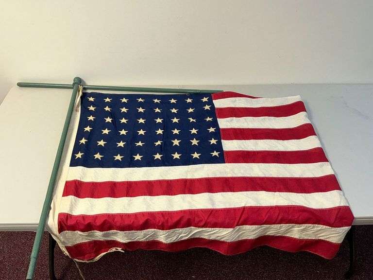 Victory Bunting Flag 3x5, 48-star with wooden pole image