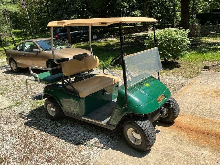 1999 EZ Go, Industrial Model 28115 G04 golf cart. image