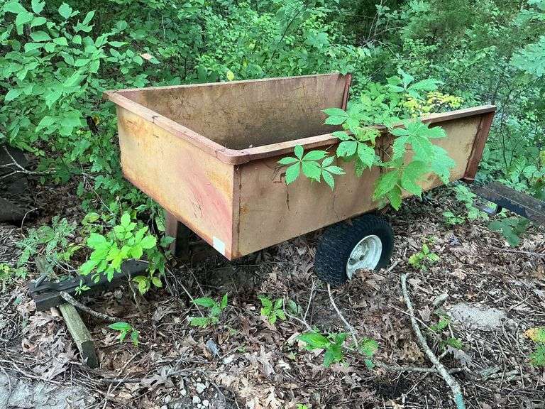 Lawn trailer, 60" x 36" box image