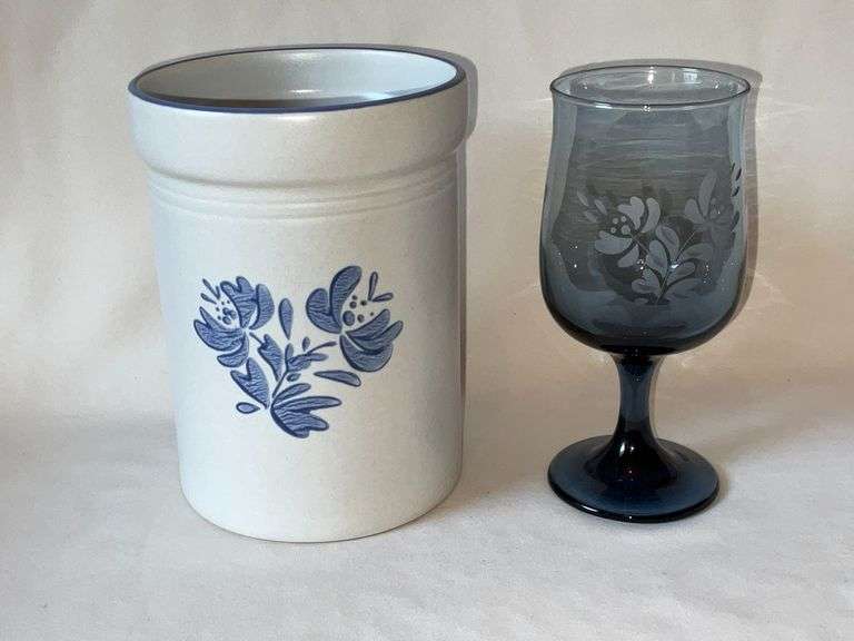 Pfaltzgraff Yorktowne crock and goblet image