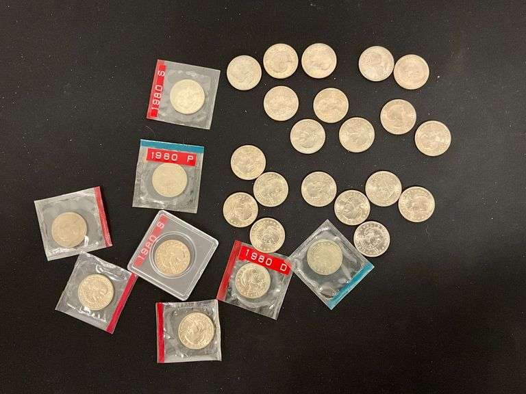 8 Susan B. Anthony mint set coins image